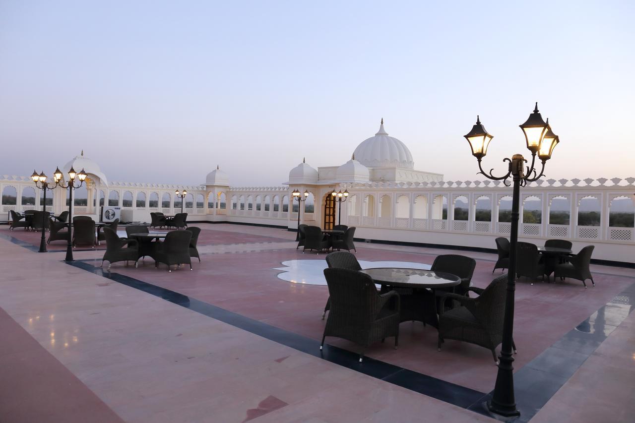Laxmi Palace Dausa Eksteriør bilde